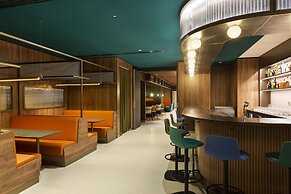 Pullman Paris Montparnasse Hotel