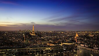 Pullman Paris Montparnasse Hotel