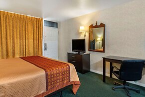 Rodeway Inn Clearwater - Largo