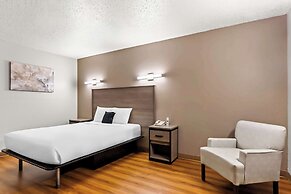 Red Lion Inn & Suites Pontoon Beach