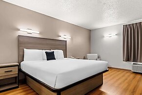 Red Lion Inn & Suites Pontoon Beach