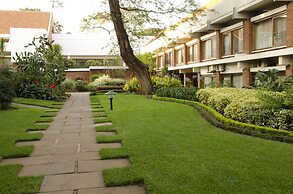 Sunbird Capital Hotel