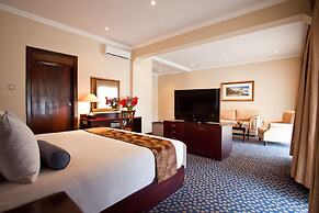 Sunbird Capital Hotel