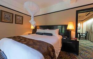 Sunbird Capital Hotel