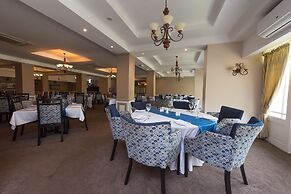 Sunbird Capital Hotel