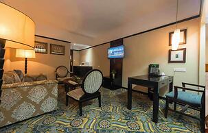 Sunbird Capital Hotel