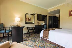 Sunbird Capital Hotel