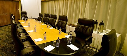 Sunbird Capital Hotel