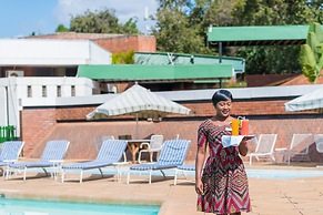 Sunbird Capital Hotel