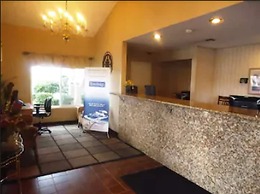 Travelodge by Wyndham Hemet CA