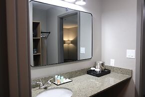 Eastland Suites Hotel & Conference Ctr, Trademark by Wyndham