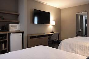 Eastland Suites Hotel & Conference Ctr, Trademark by Wyndham