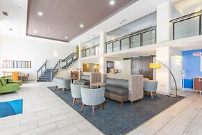 Holiday Inn Express & Suites Bradenton West by IHG