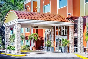 Holiday Inn Express & Suites Bradenton West by IHG