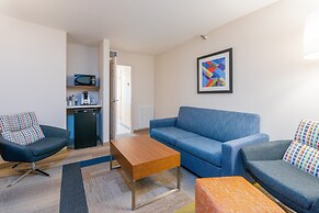 Holiday Inn Express & Suites Bradenton West by IHG