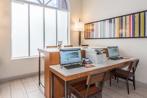 Holiday Inn Express & Suites Bradenton West by IHG