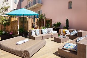 Hotel Beau Rivage