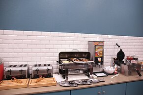 Country Inn & Suites by Radisson, Sparta, WI