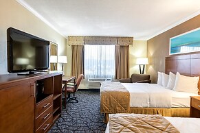 Clarion Hotel Detroit Metro Airport