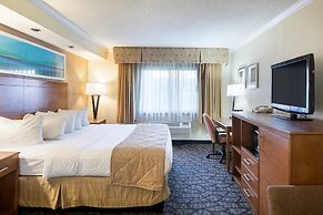 Clarion Hotel Detroit Metro Airport