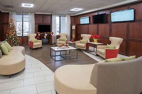 Clarion Hotel Detroit Metro Airport