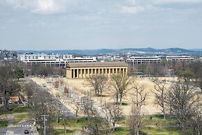 Holiday Inn Nashville - Vanderbilt (Dwtn) by IHG