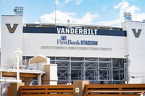 Holiday Inn Nashville - Vanderbilt (Dwtn) by IHG