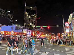 Holiday Inn Nashville - Vanderbilt (Dwtn) by IHG