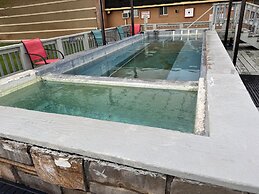 Hot Springs Hotel and Spa