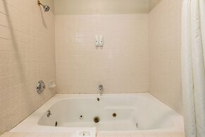 Quality Inn Near Mammoth Mountain Ski Resort