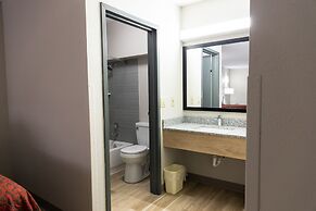 Days Inn by Wyndham Cincinnati East