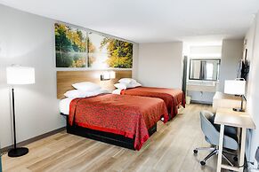 Days Inn by Wyndham Cincinnati East