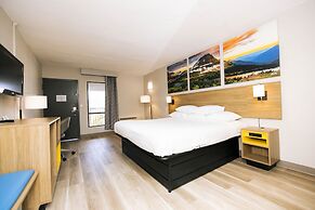 Days Inn by Wyndham Cincinnati East