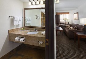 Ramkota Hotel & Conference Center