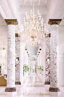 Carlton Cannes, a Regent Hotel