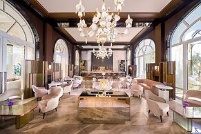 Carlton Cannes, a Regent Hotel