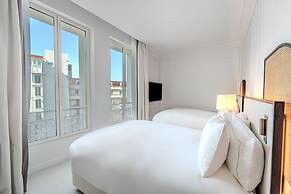 Carlton Cannes, a Regent Hotel