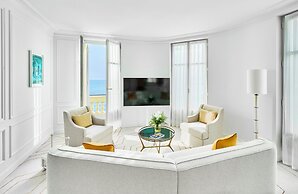 Carlton Cannes, a Regent Hotel