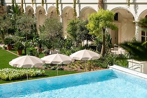 Carlton Cannes, a Regent Hotel