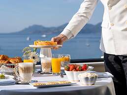 Carlton Cannes, a Regent Hotel