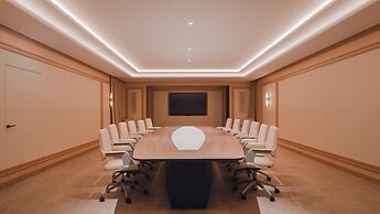 Carlton Cannes, a Regent Hotel