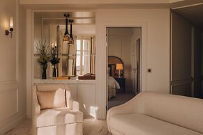 Carlton Cannes, a Regent Hotel