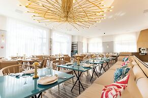 Carlton Cannes, a Regent Hotel