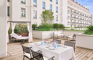 Carlton Cannes, a Regent Hotel