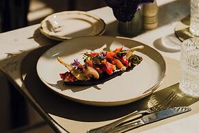 Carlton Cannes, a Regent Hotel