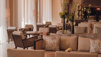 Carlton Cannes, a Regent Hotel