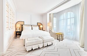 Carlton Cannes, a Regent Hotel