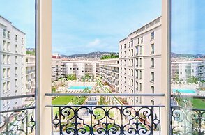 Carlton Cannes, a Regent Hotel