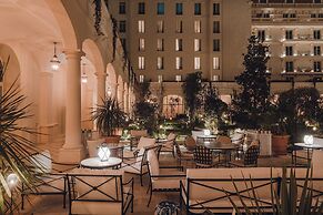 Carlton Cannes, a Regent Hotel