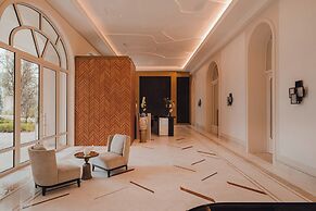 Carlton Cannes, a Regent Hotel